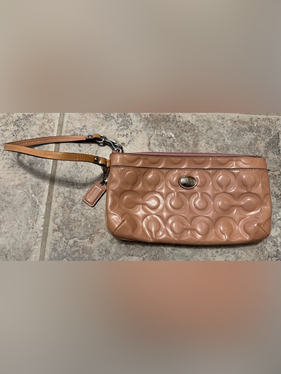 Coach Handbags - Coach Patent Leather Wristlet - Peach and pink two toned 10 pockets sleek